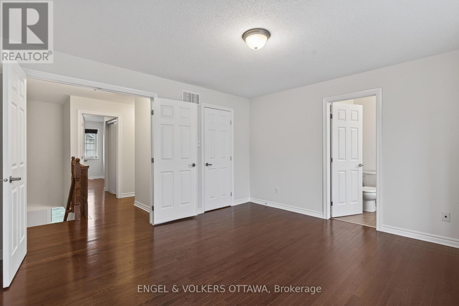 2043 Madrid Avenue, Ottawa, Ontario  K2J 0K1 - Photo 27 - X13447152