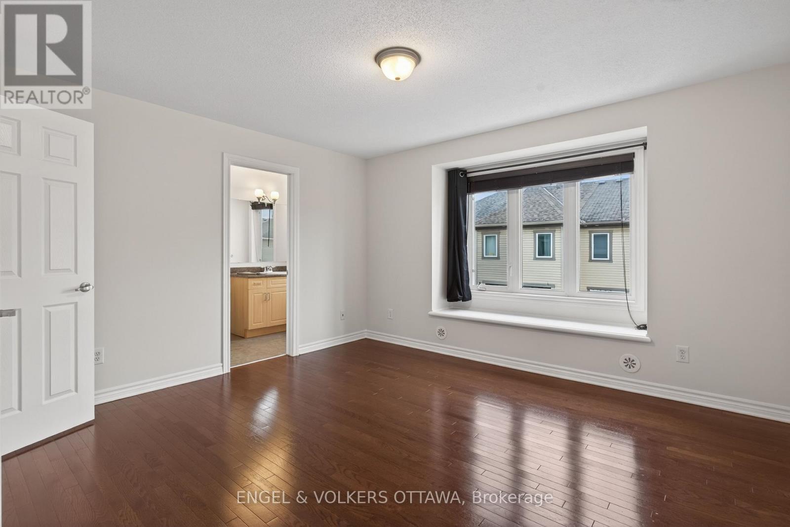 2043 Madrid Avenue, Ottawa, Ontario  K2J 0K1 - Photo 28 - X13447152