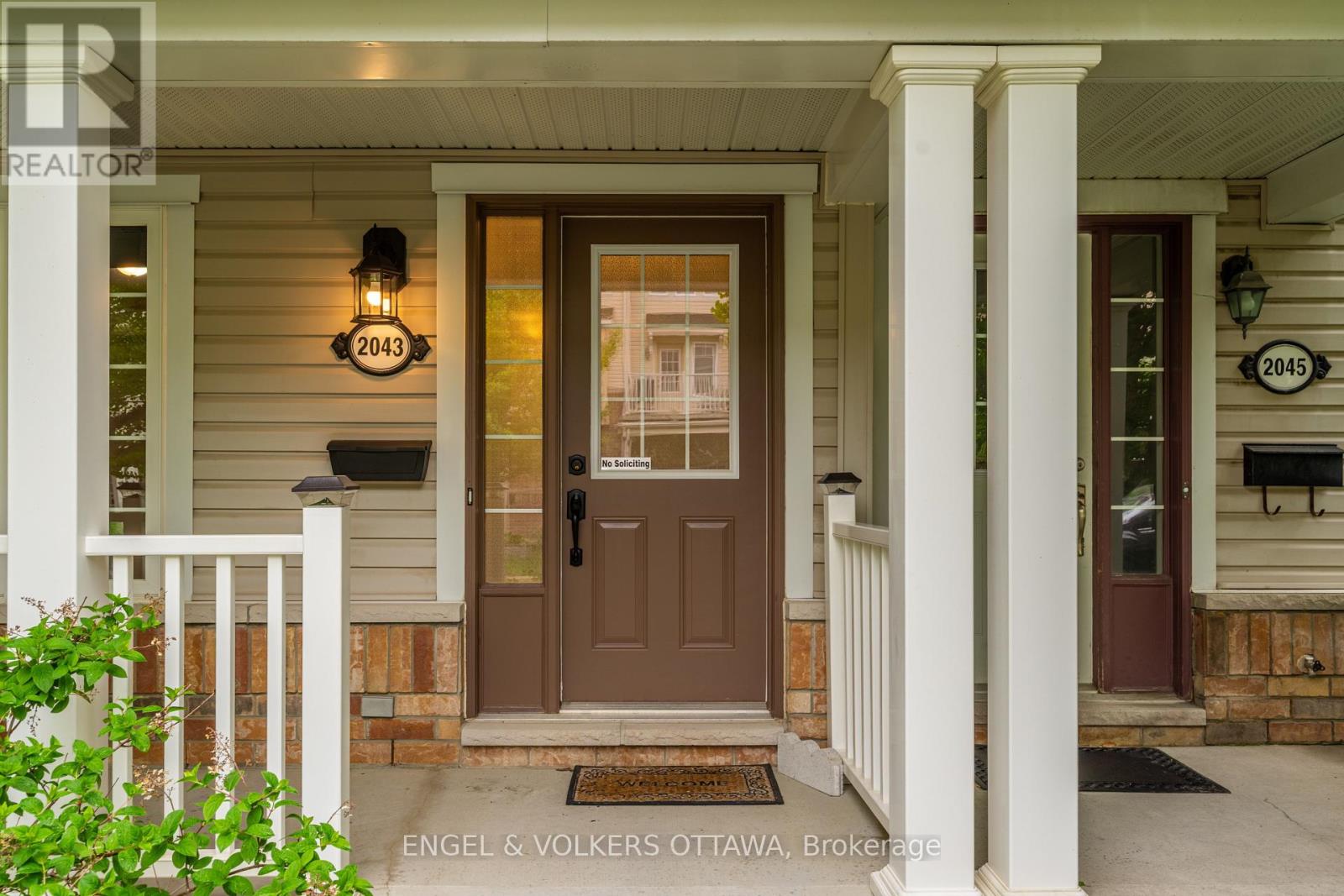 2043 Madrid Avenue, Ottawa, Ontario  K2J 0K1 - Photo 4 - X13447152