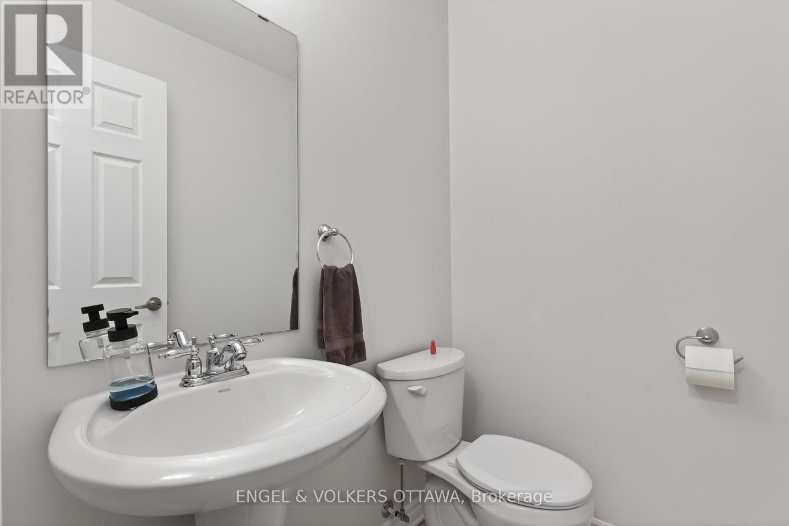 2043 Madrid Avenue, Ottawa, Ontario  K2J 0K1 - Photo 45 - X13447152