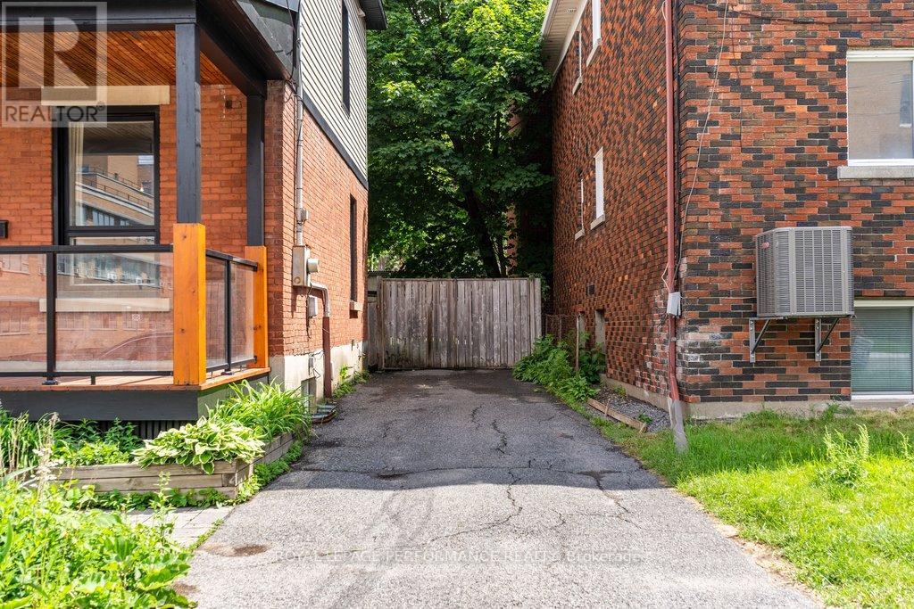 313 Lebreton Street S, Ottawa, Ontario  K1S 4L4 - Photo 3 - X13447166