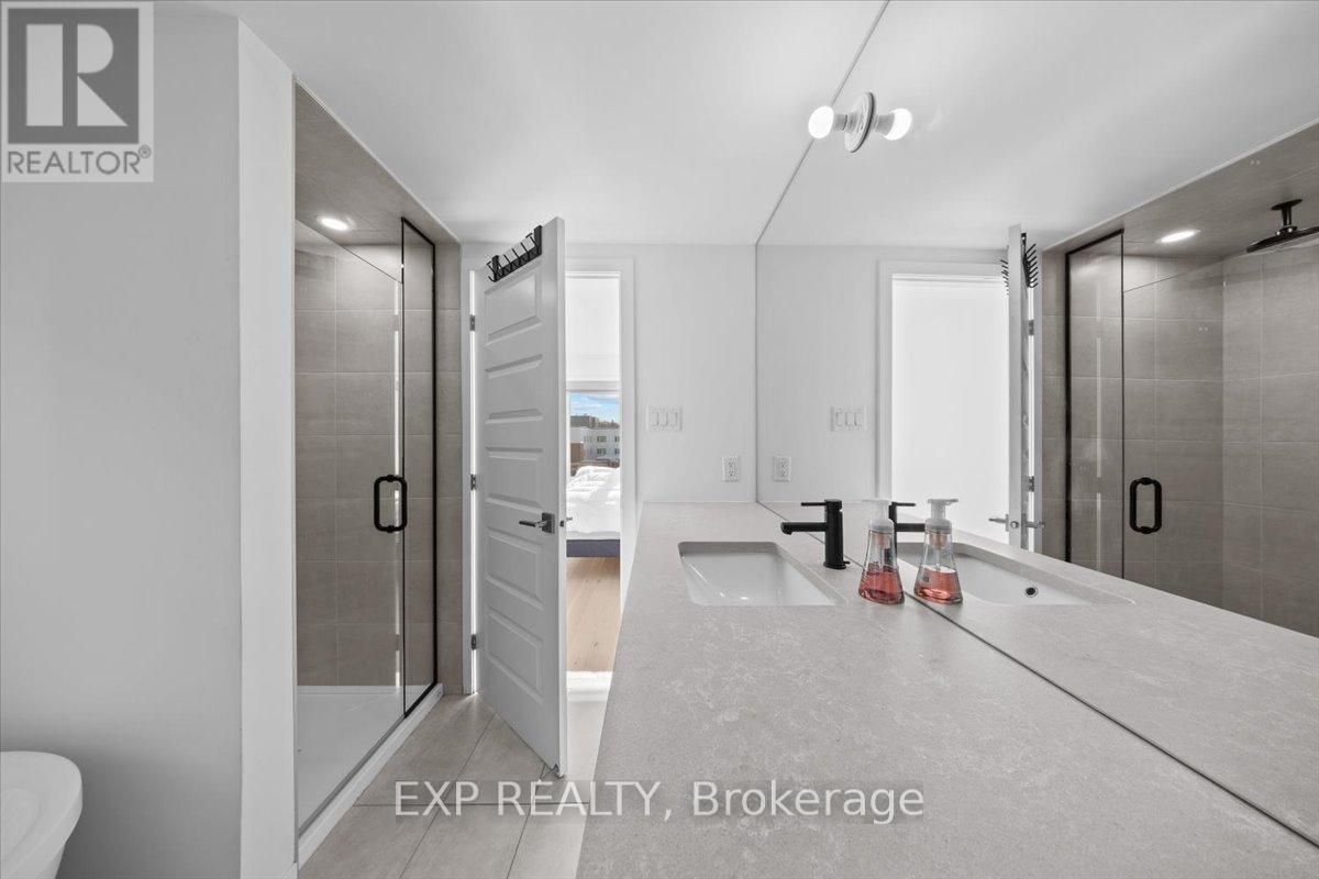 1410 Hemlock Road, Ottawa, Ontario  K1K 5A8 - Photo 30 - X13447210