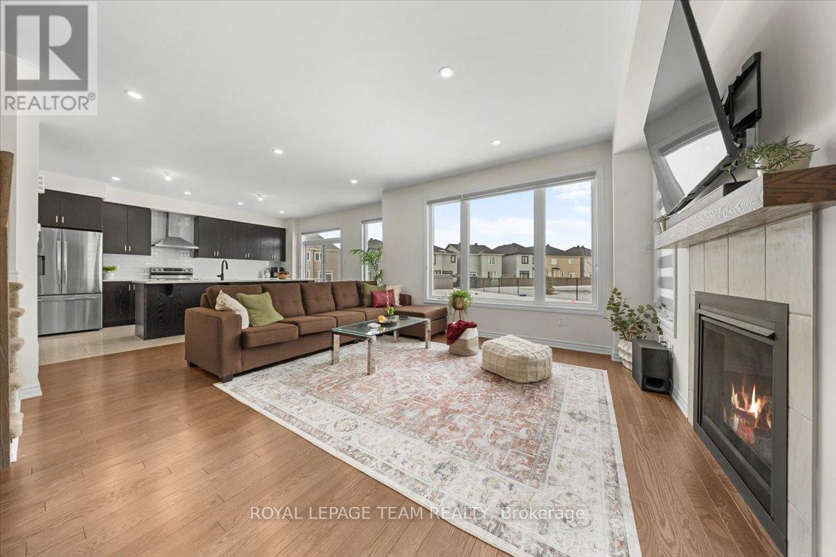 290 Turnbuckle Crescent, Ottawa, Ontario  K2J 7B7 - Photo 6 - X13447306