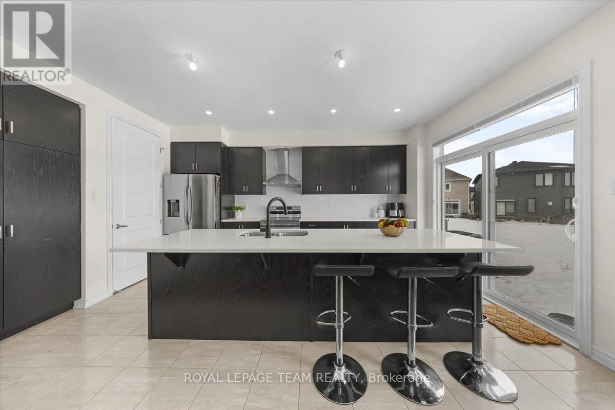 290 Turnbuckle Crescent, Ottawa, Ontario  K2J 7B7 - Photo 9 - X13447306