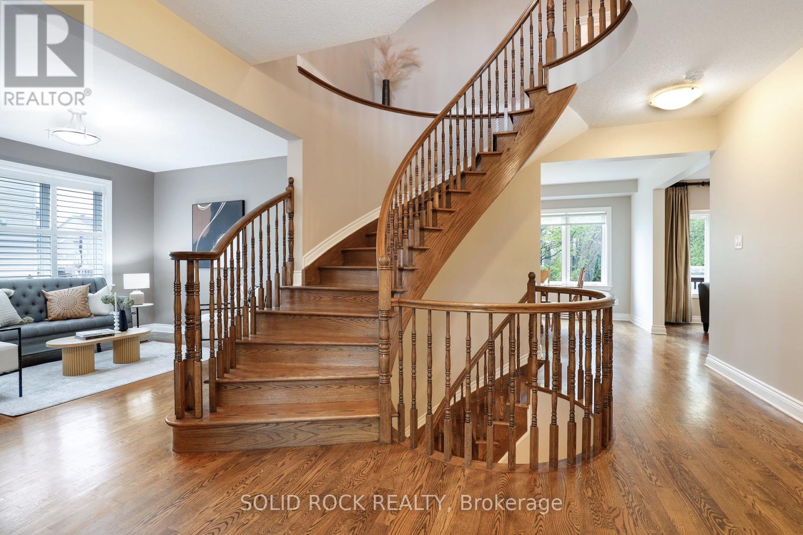 45 Basswood Avenue, Ottawa, Ontario  K2S 1X3 - Photo 3 - X13447410