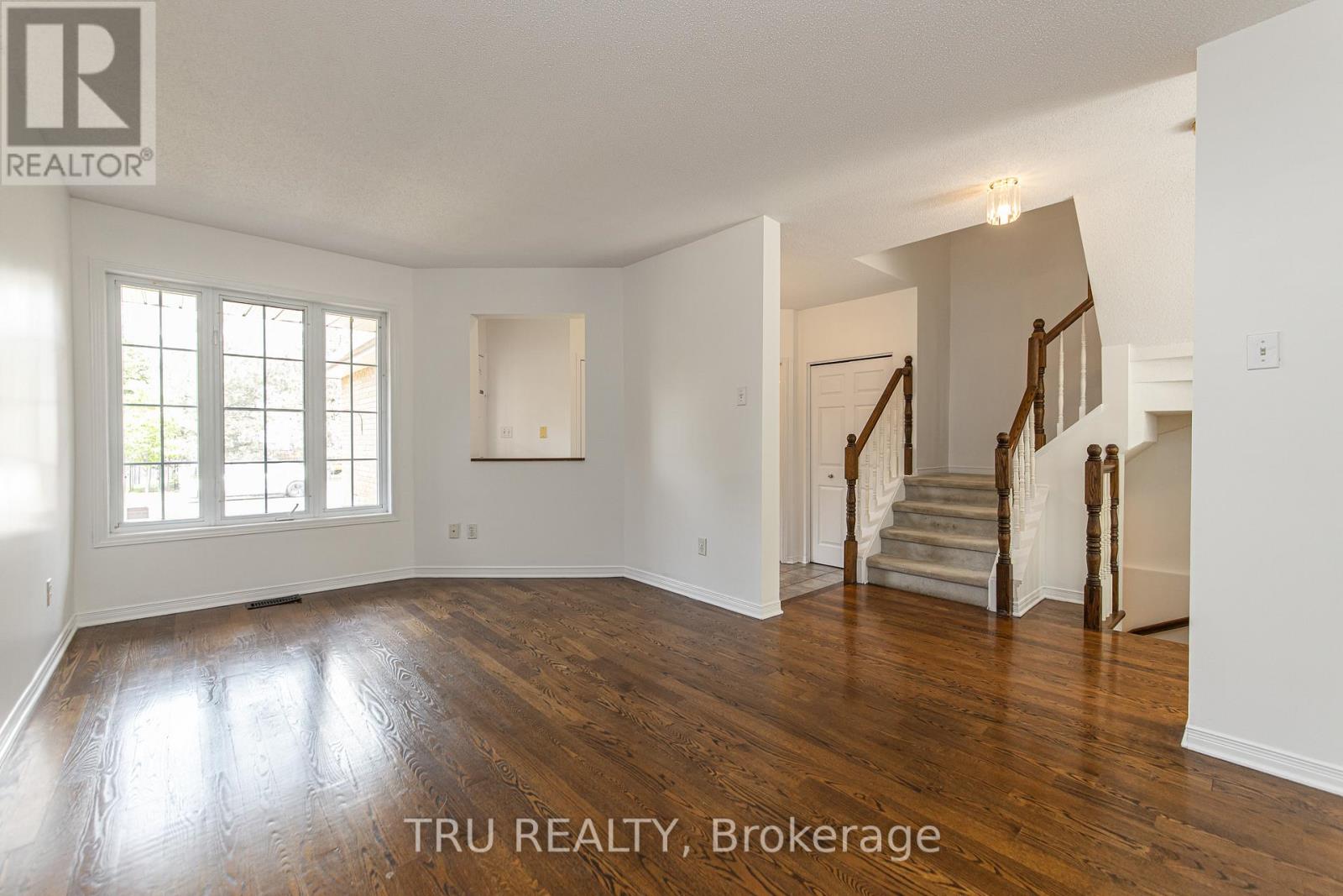 135 Margrave Avenue, Ottawa, Ontario  K1T 3X8 - Photo 11 - X13447734