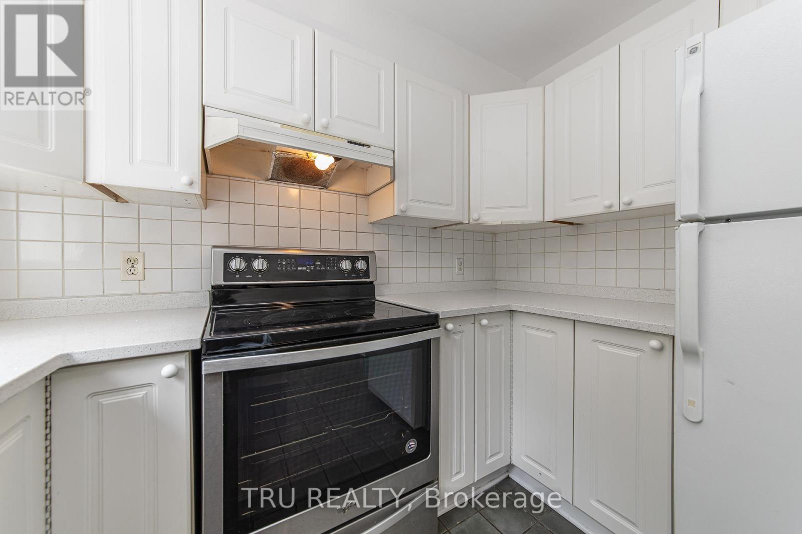 135 Margrave Avenue, Ottawa, Ontario  K1T 3X8 - Photo 21 - X13447734