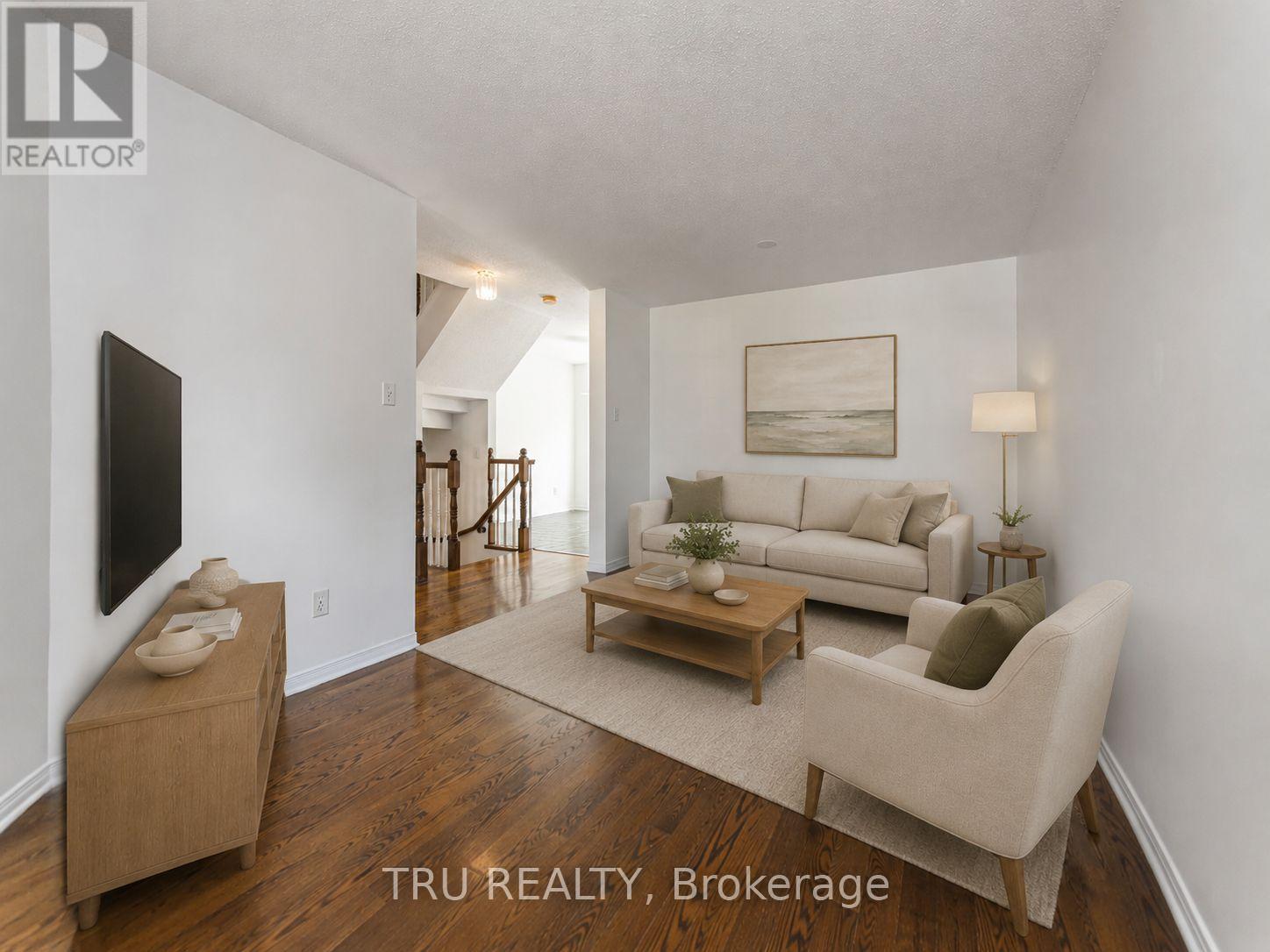 135 Margrave Avenue, Ottawa, Ontario  K1T 3X8 - Photo 4 - X13447734