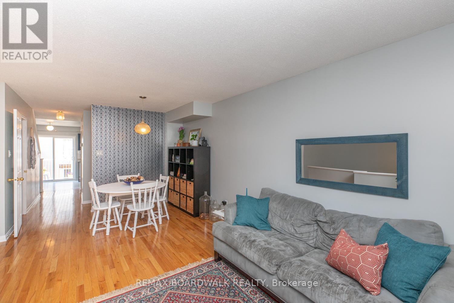112 Wharhol Private, Ottawa, Ontario  K2H 1G6 - Photo 7 - X13447858
