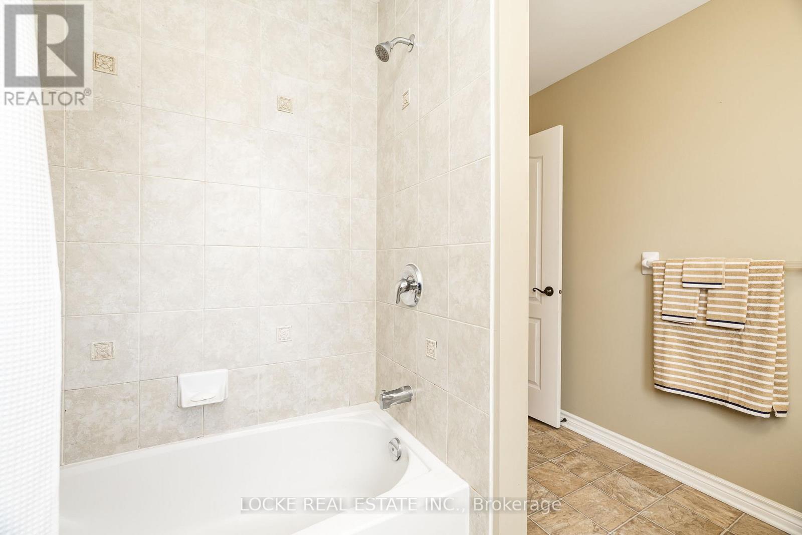 20 Pebblemill Lane, Russell, Ontario  K4R 0A8 - Photo 31 - X13448202