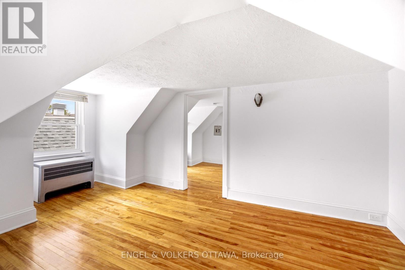 491 Mcleod Street, Ottawa, Ontario  K1R 5P7 - Photo 12 - X13448398