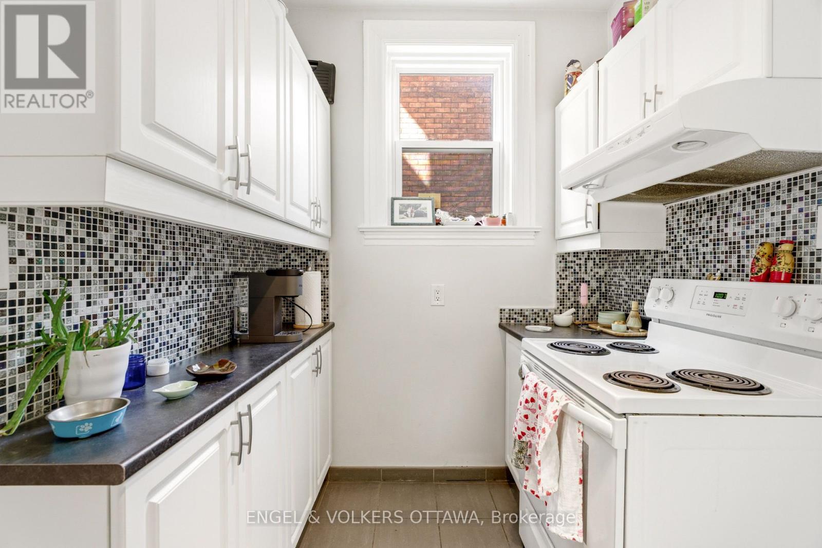 491 Mcleod Street, Ottawa, Ontario  K1R 5P7 - Photo 17 - X13448398