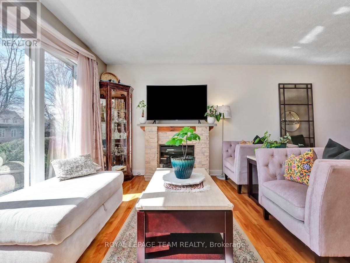 1233 Cheverton Avenue, Ottawa, Ontario  K1H 7P5 - Photo 8 - X13448458