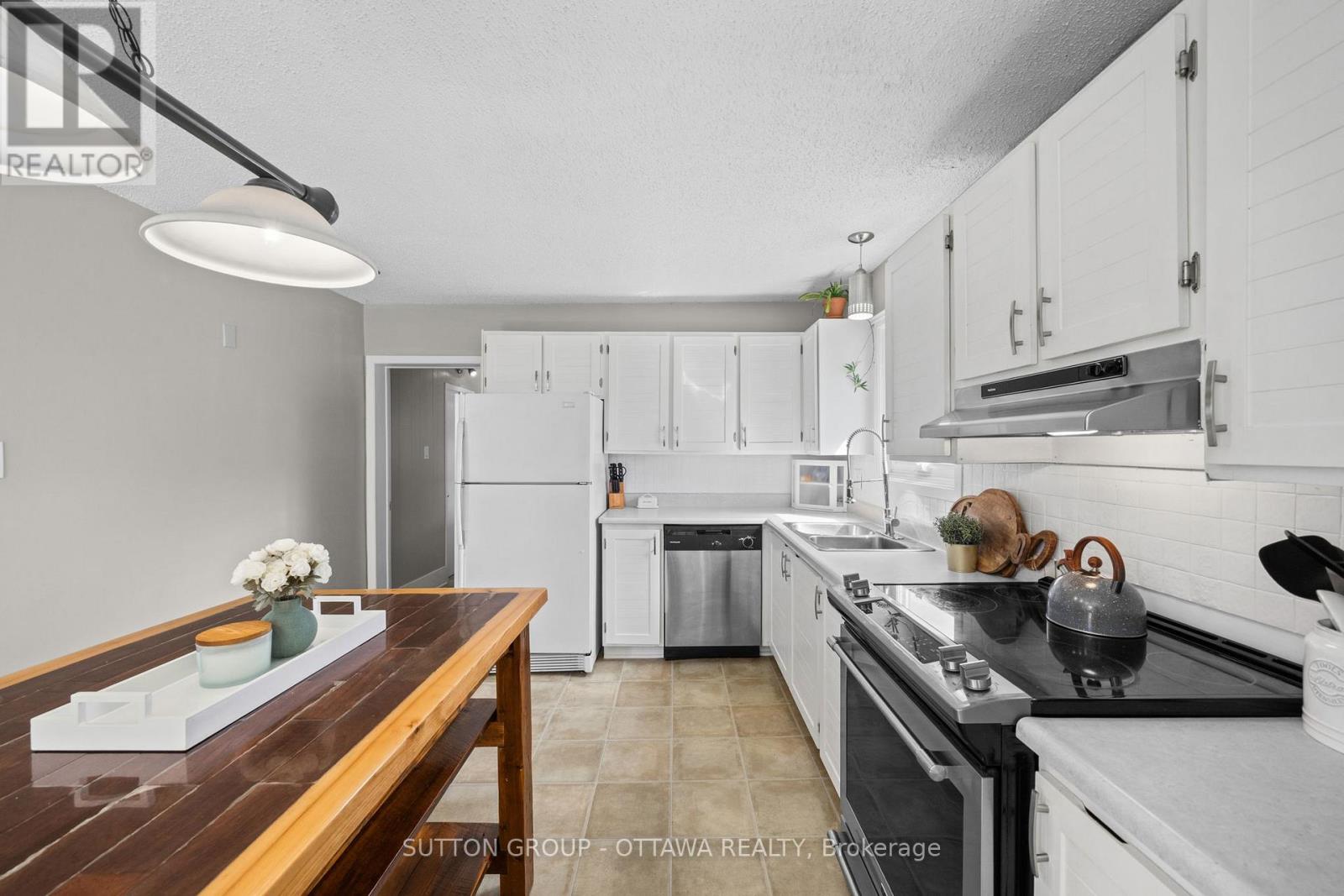 1231 St Augustin Road, Russell, Ontario  K0A 1W0 - Photo 7 - X13448460