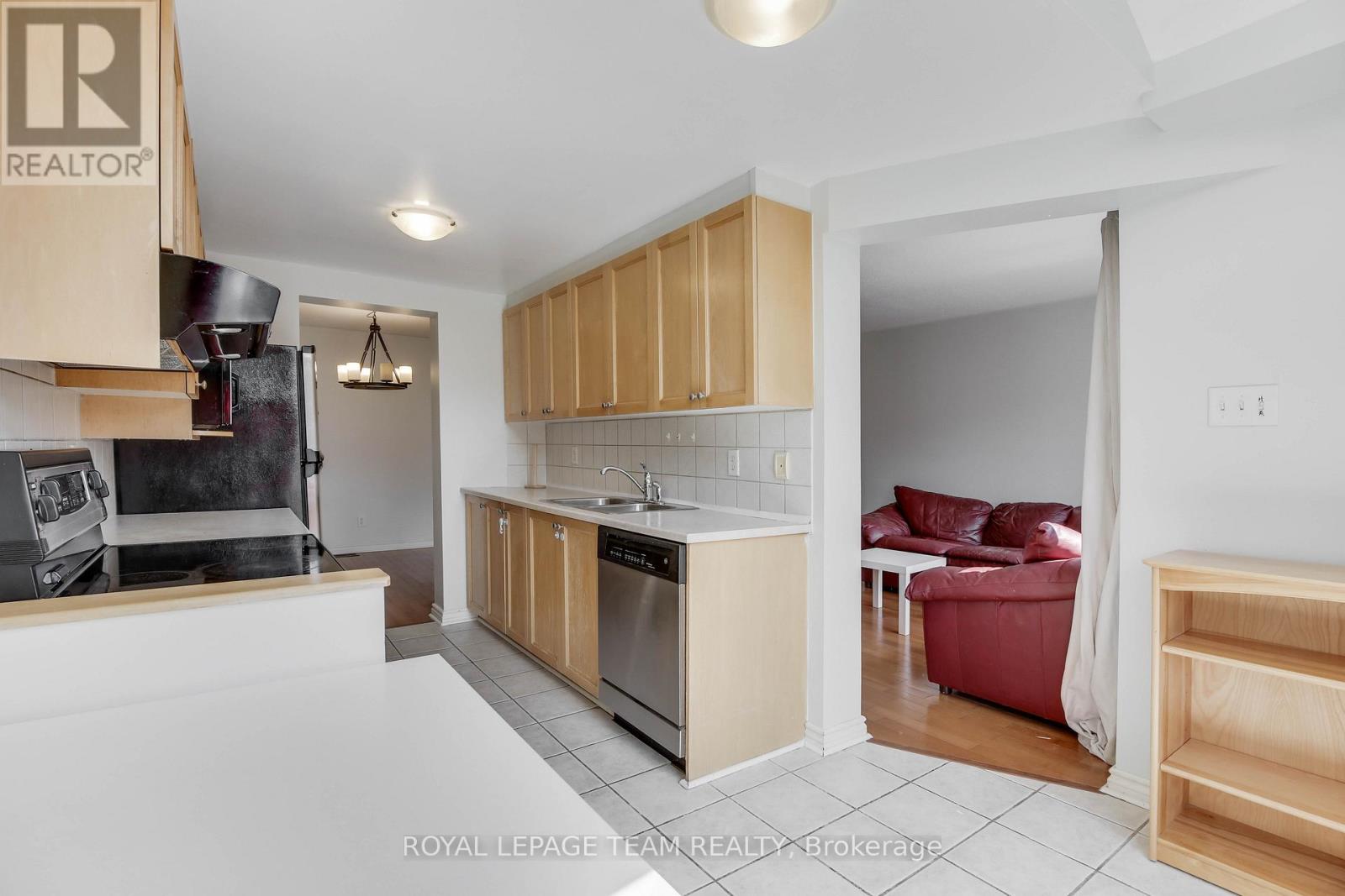 33 Scampton Drive, Ottawa, Ontario  K2W 1G1 - Photo 15 - X13448606