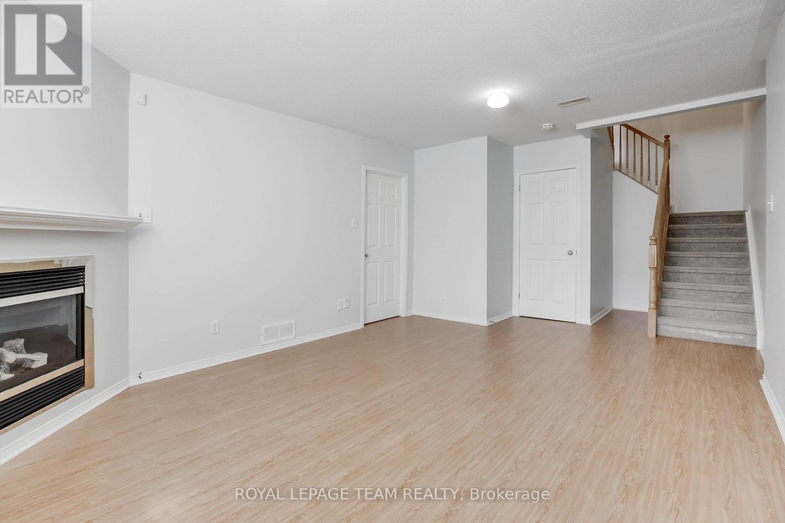 33 Scampton Drive, Ottawa, Ontario  K2W 1G1 - Photo 32 - X13448606