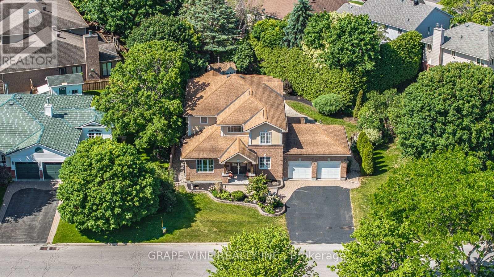 4 Carbery Drive, Ottawa, Ontario  K2S 1E3 - Photo 2 - X13448668