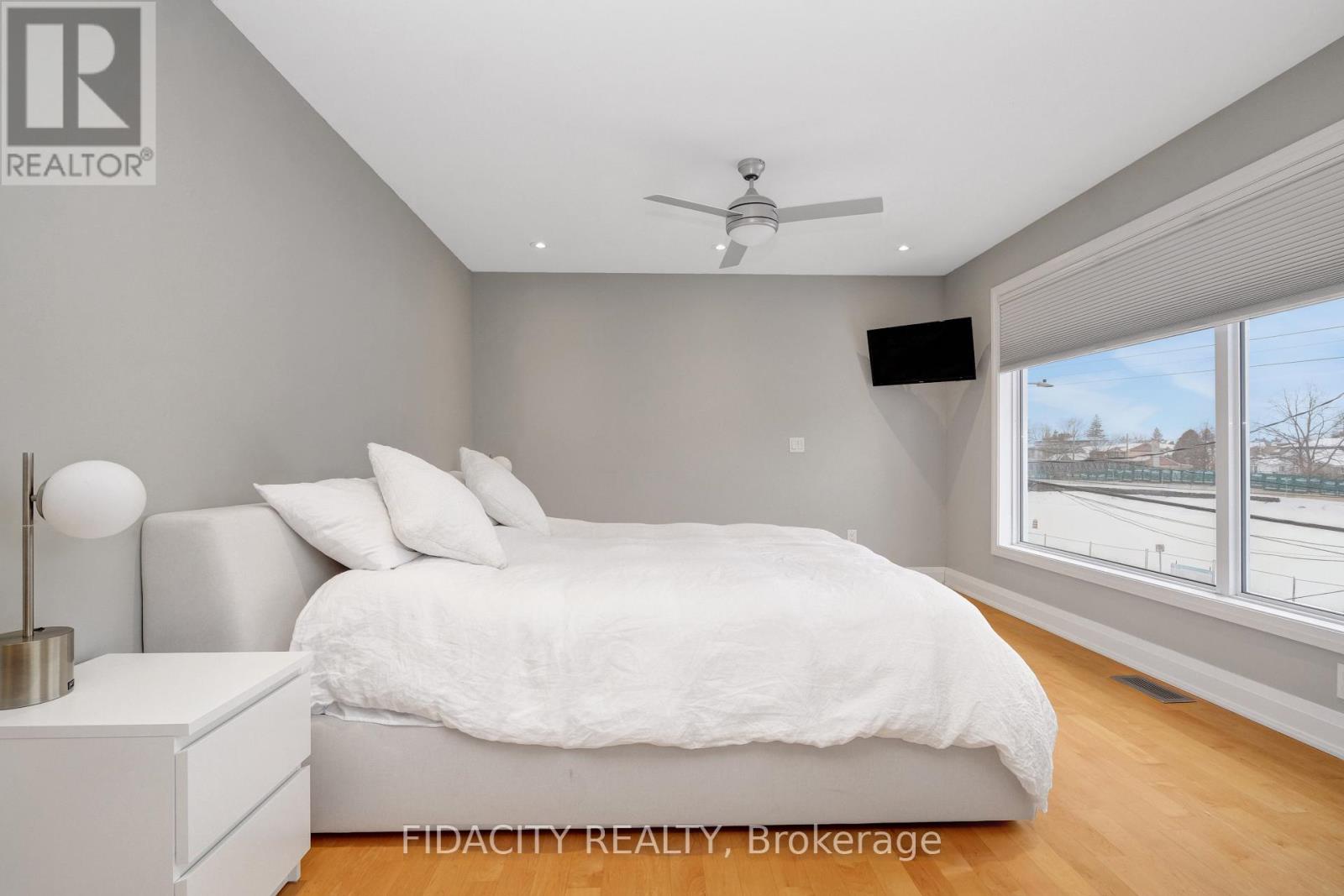 376 C Wilmont Avenue, Ottawa, Ontario  K2A 0B1 - Photo 16 - X13448670