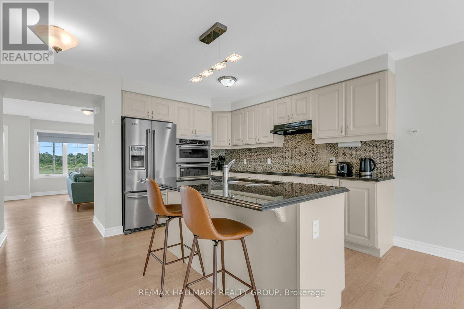 167 Gelderland Private, Ottawa, Ontario  K2V 0H8 - Photo 8 - X13448728