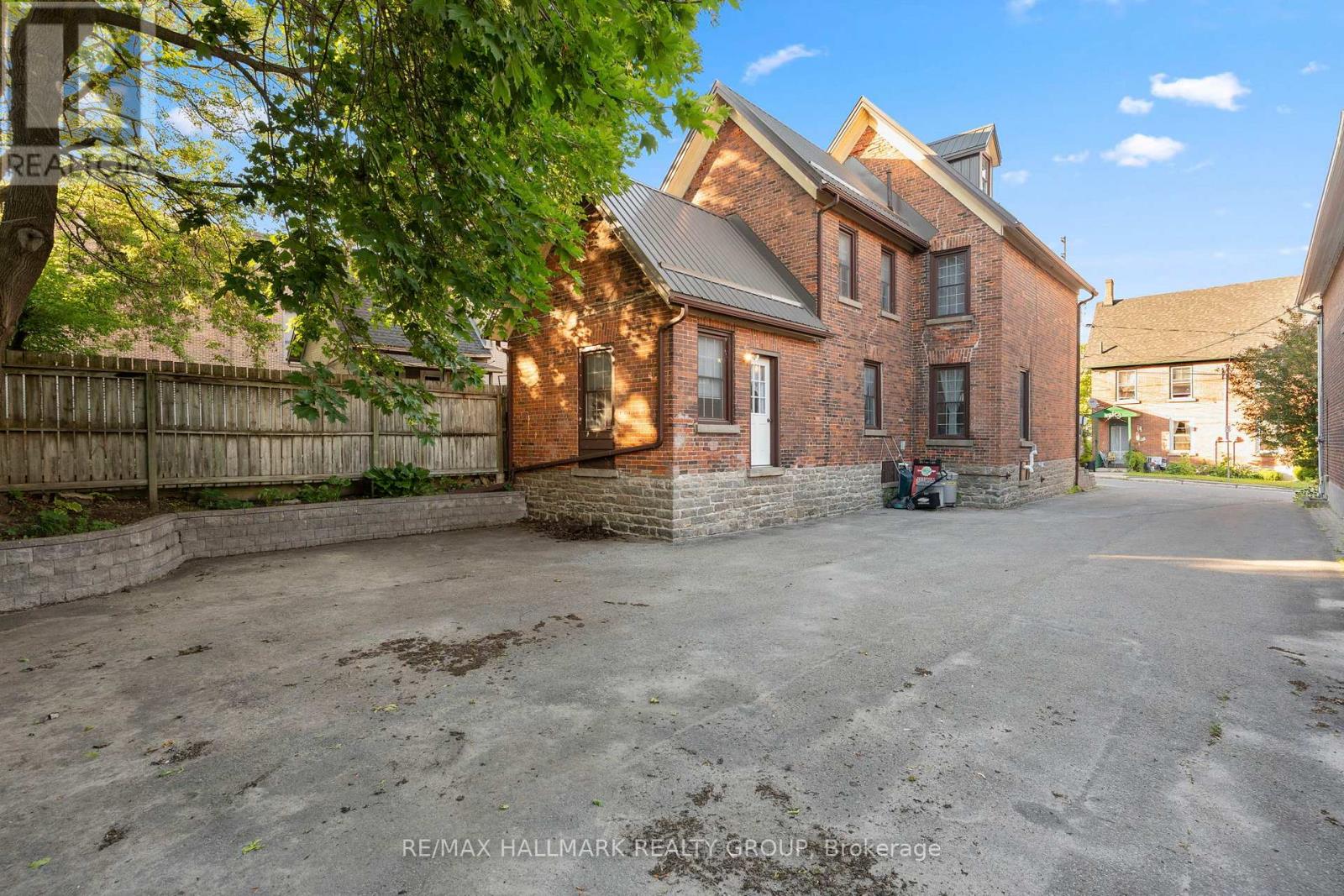 32 St. Andrew Street, Brockville, Ontario  K6V 4X4 - Photo 32 - X13448784