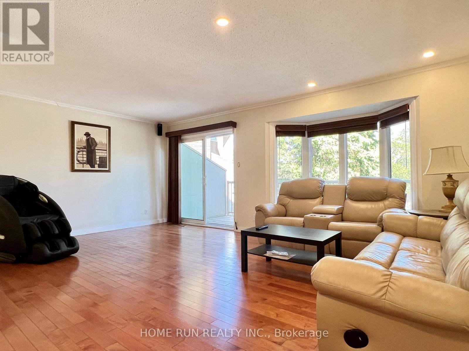 76 Winbro Private, Ottawa, Ontario  K1V 0M6 - Photo 4 - X13448808