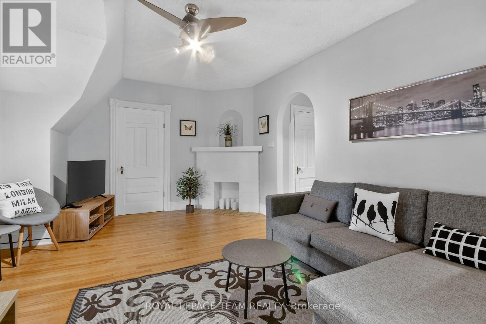 64 Delaware Avenue S, Ottawa, Ontario  K2P 0Z3 - Photo 10 - X13448840