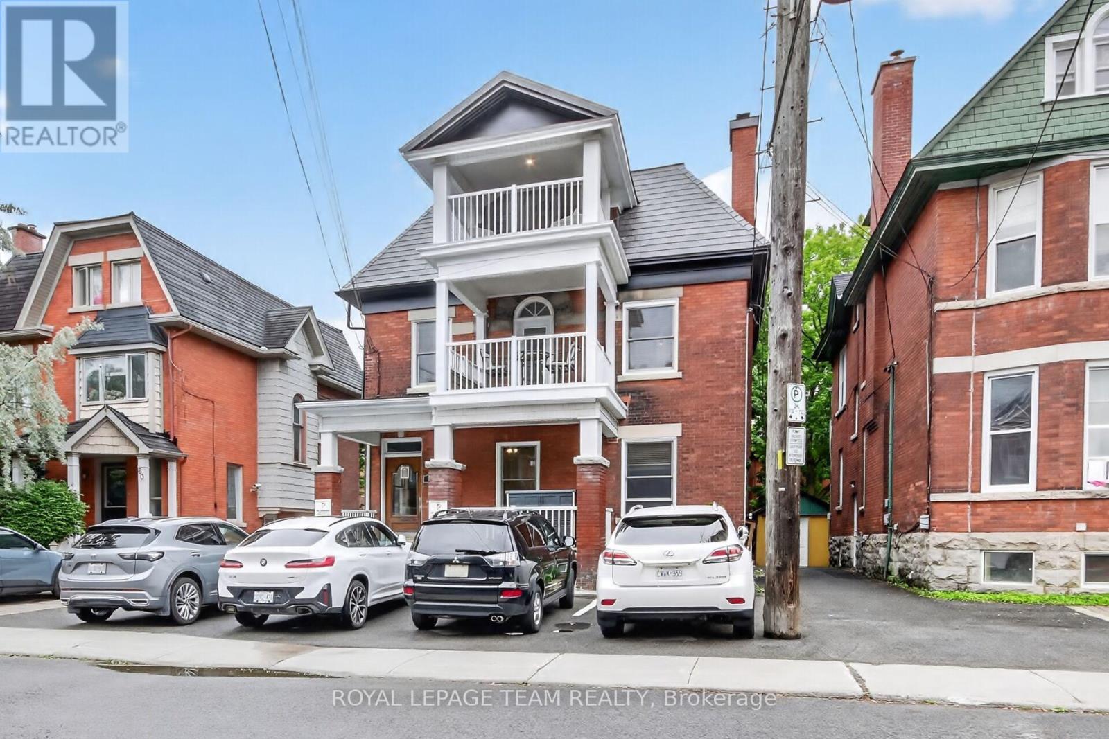 64 Delaware Avenue S, Ottawa, Ontario  K2P 0Z3 - Photo 2 - X13448840
