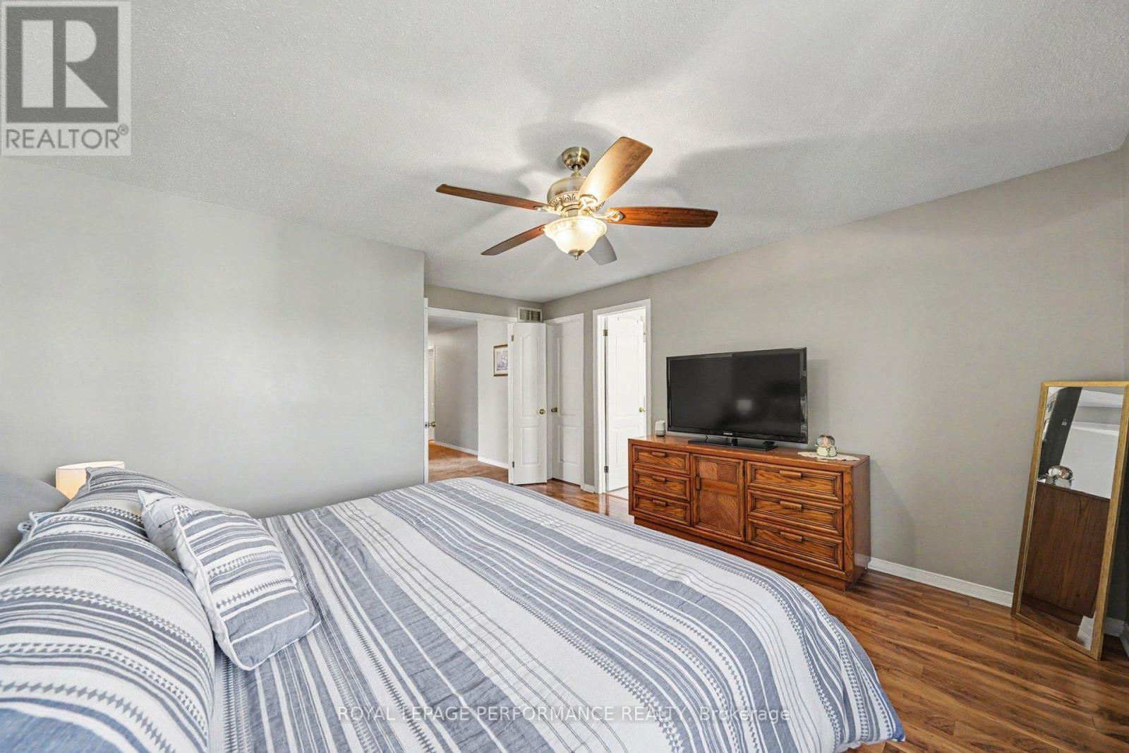 6145 Oak Meadows Drive, Ottawa, Ontario  K1C 7G7 - Photo 25 - X13449094