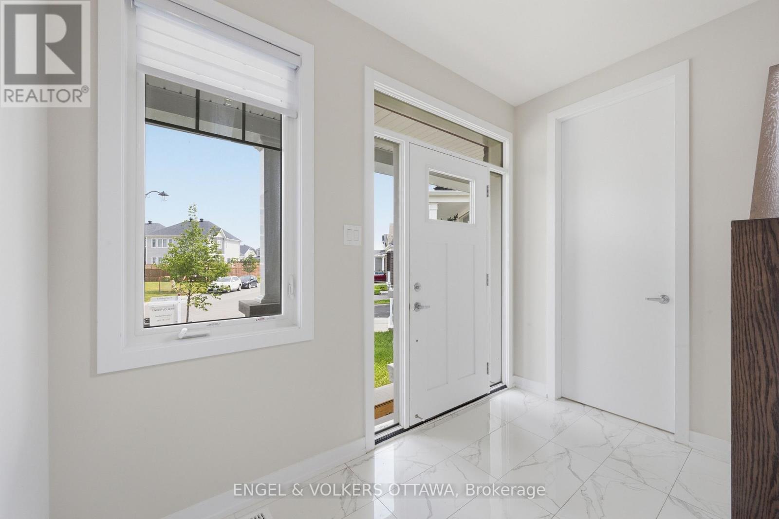 17 Pacing Walk, Ottawa, Ontario  K0A 2Z0 - Photo 2 - X13449096