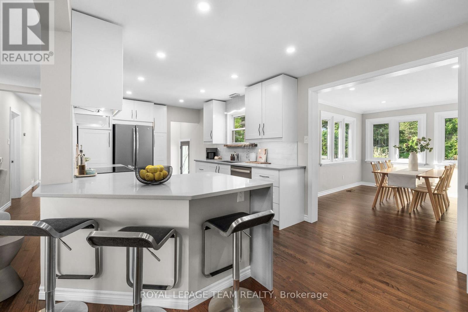 17 Arnold Drive, Ottawa, Ontario  K2H 6V6 - Photo 8 - X13449142