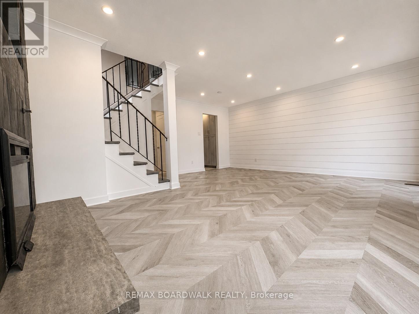 4396 Whittaker Crescent, Ottawa, Ontario  K1B 4P2 - Photo 15 - X13449180