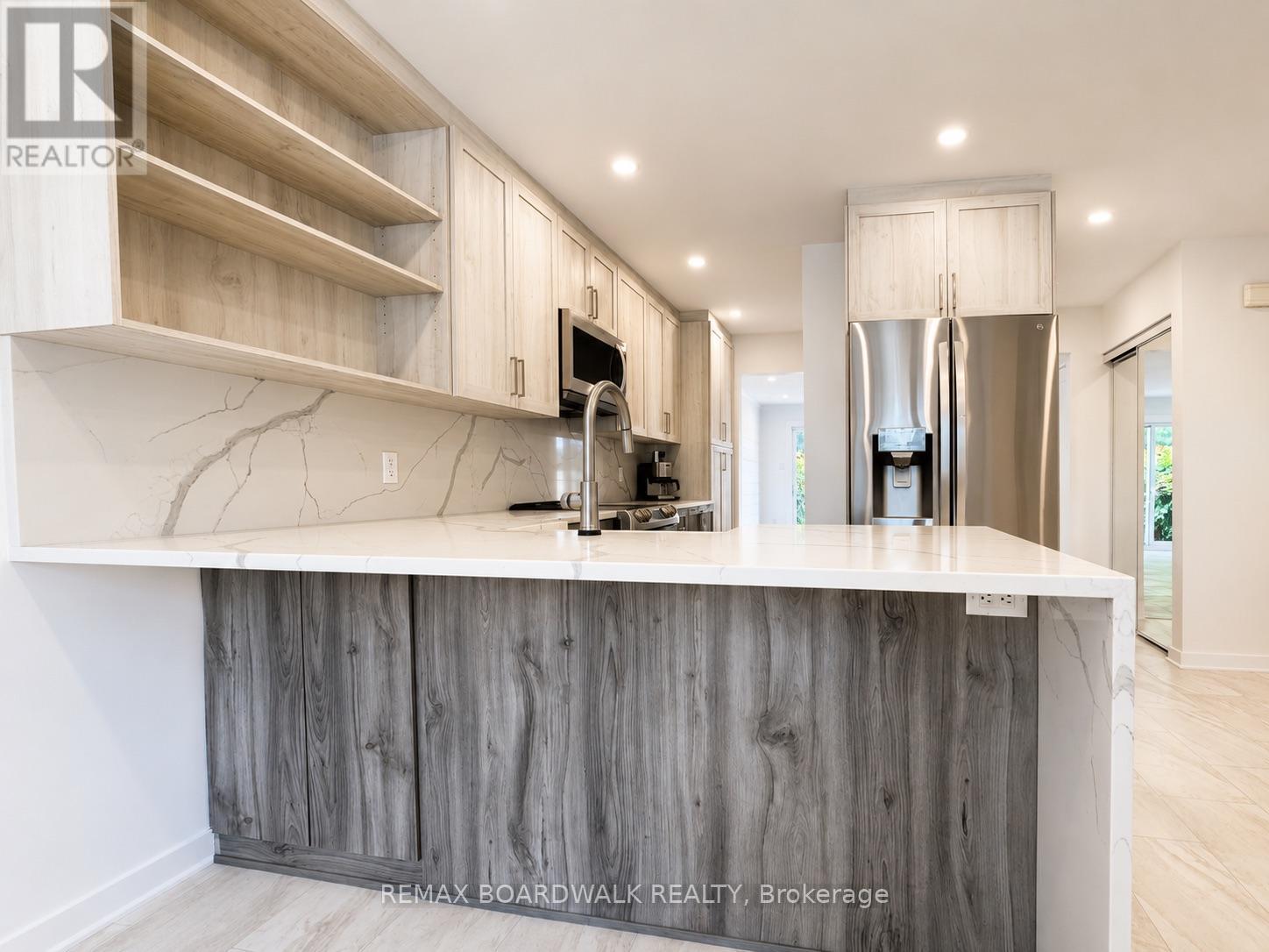 4396 Whittaker Crescent, Ottawa, Ontario  K1B 4P2 - Photo 6 - X13449180