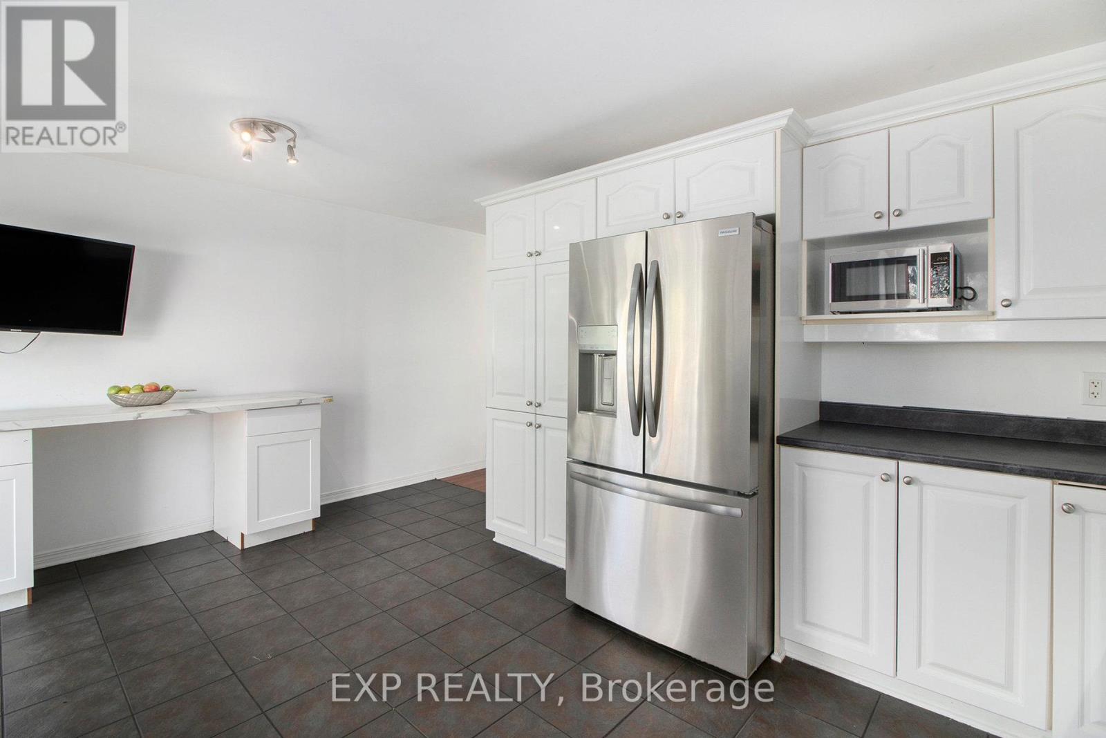 234 Sandra Crescent, Clarence-Rockland, Ontario  K4K 1R6 - Photo 12 - X13449198