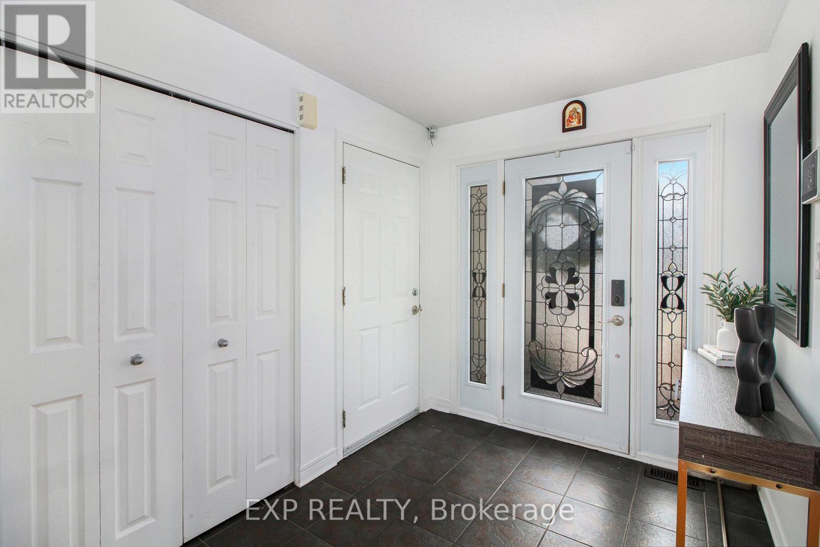 234 Sandra Crescent, Clarence-Rockland, Ontario  K4K 1R6 - Photo 4 - X13449198