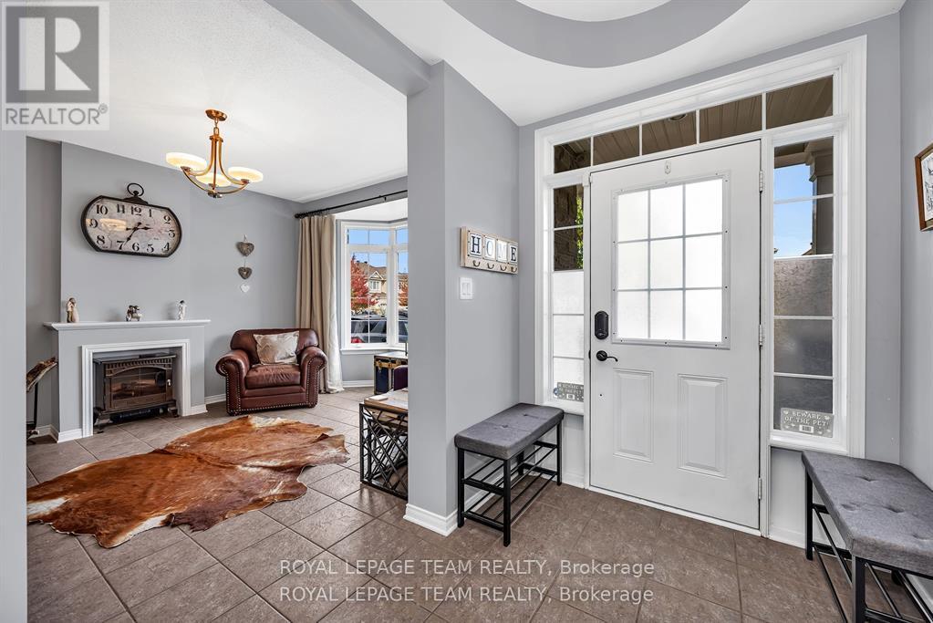 200 Kinloch Court, Ottawa, Ontario  K2J 5S9 - Photo 3 - X13449302