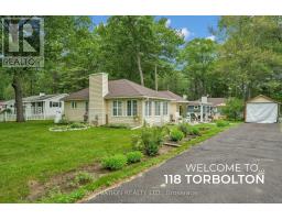 118 TORBOLTON STREET, Ottawa, Ontario
