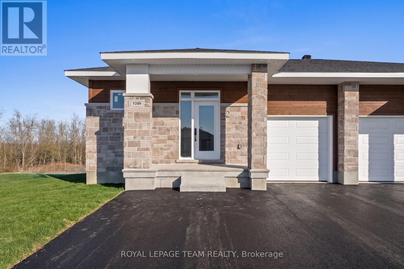 1 - 1128 MOORE STREET, Brockville, Ontario