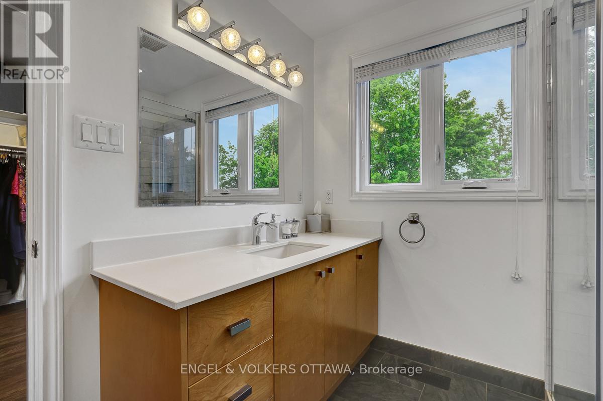 2032 Delmar Court, Ottawa, Ontario  K1H 5R6 - Photo 25 - X13449406