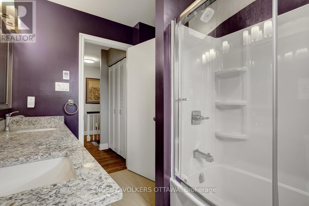 2032 Delmar Court, Ottawa, Ontario  K1H 5R6 - Photo 33 - X13449406