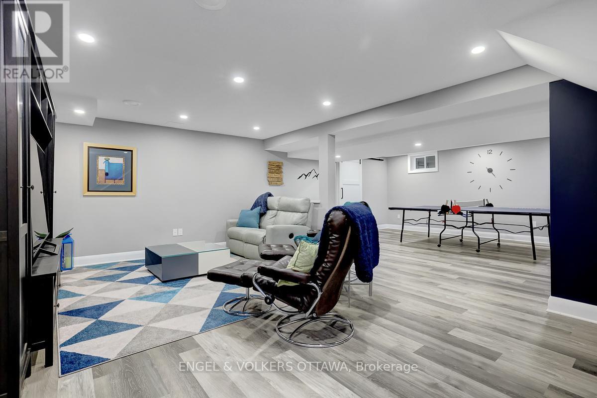 2032 Delmar Court, Ottawa, Ontario  K1H 5R6 - Photo 34 - X13449406