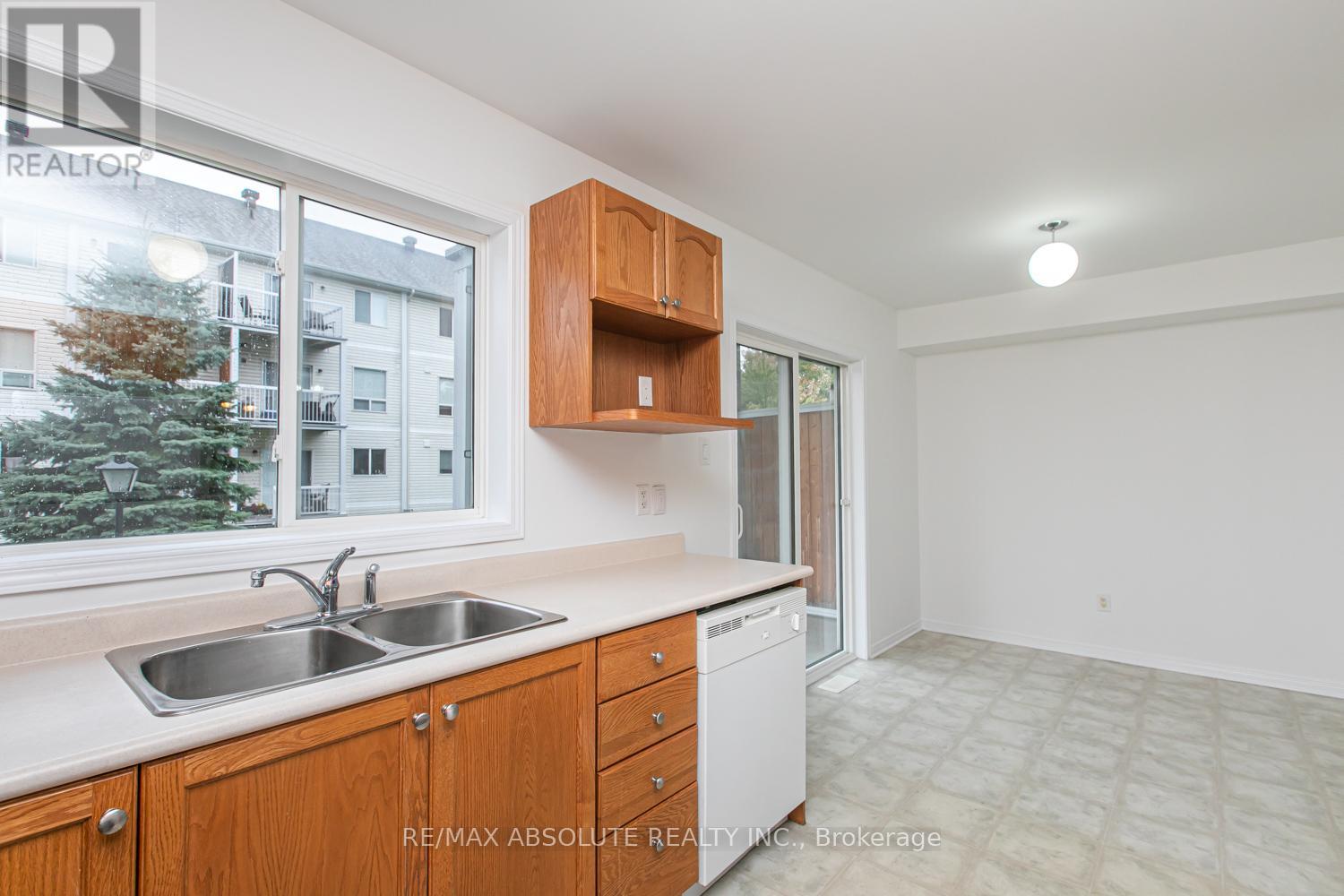 250 Gershwin Private, Ottawa, Ontario  K2H 1G5 - Photo 11 - X13449548