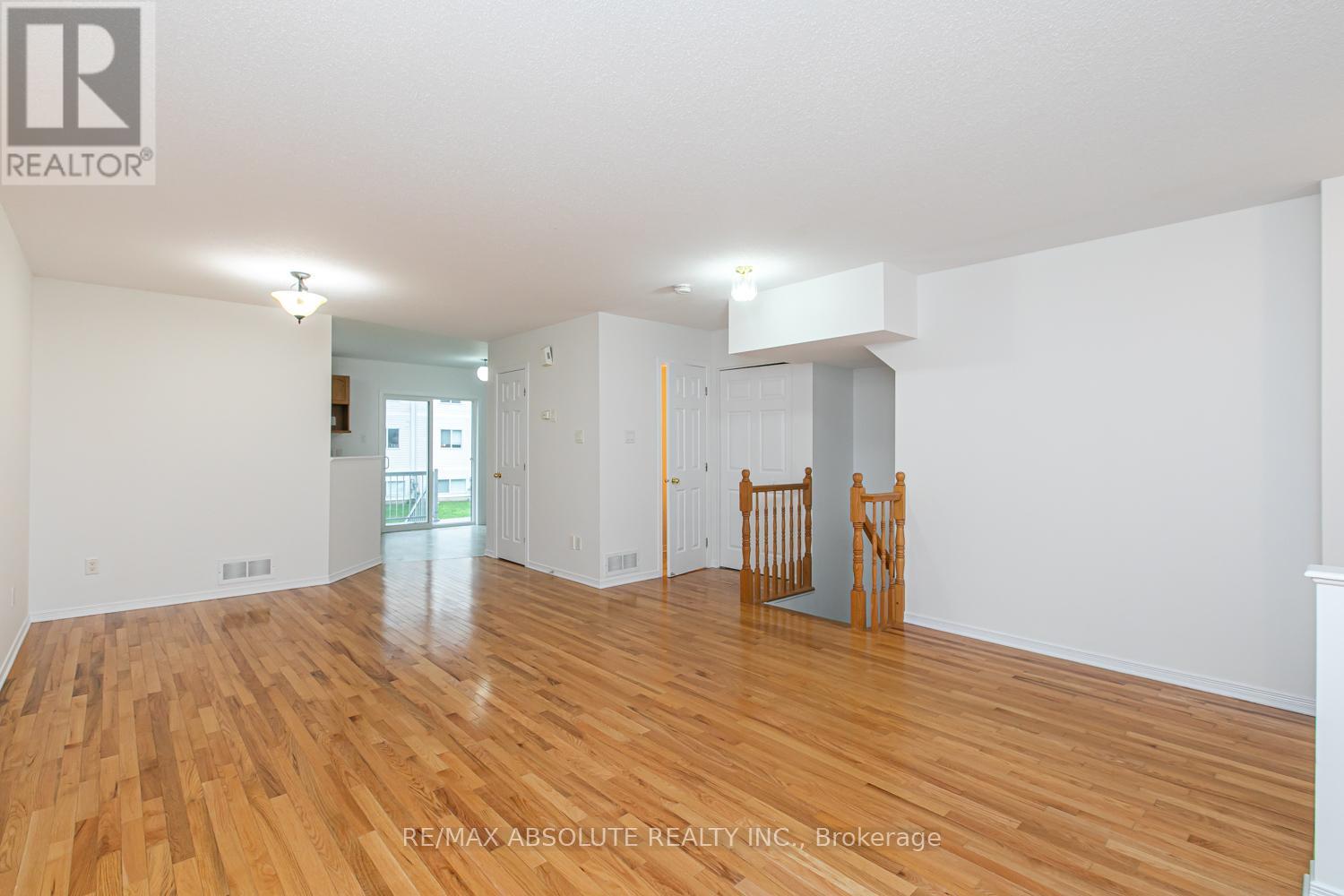 250 Gershwin Private, Ottawa, Ontario  K2H 1G5 - Photo 6 - X13449548