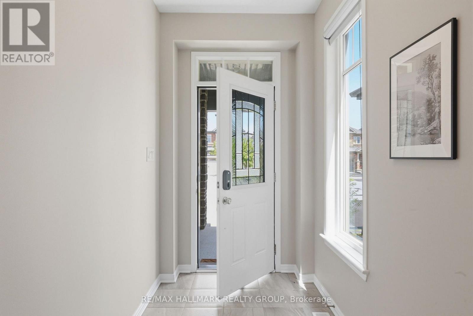 558 Rouncey Road, Ottawa, Ontario  K2V 0C5 - Photo 2 - X13449624