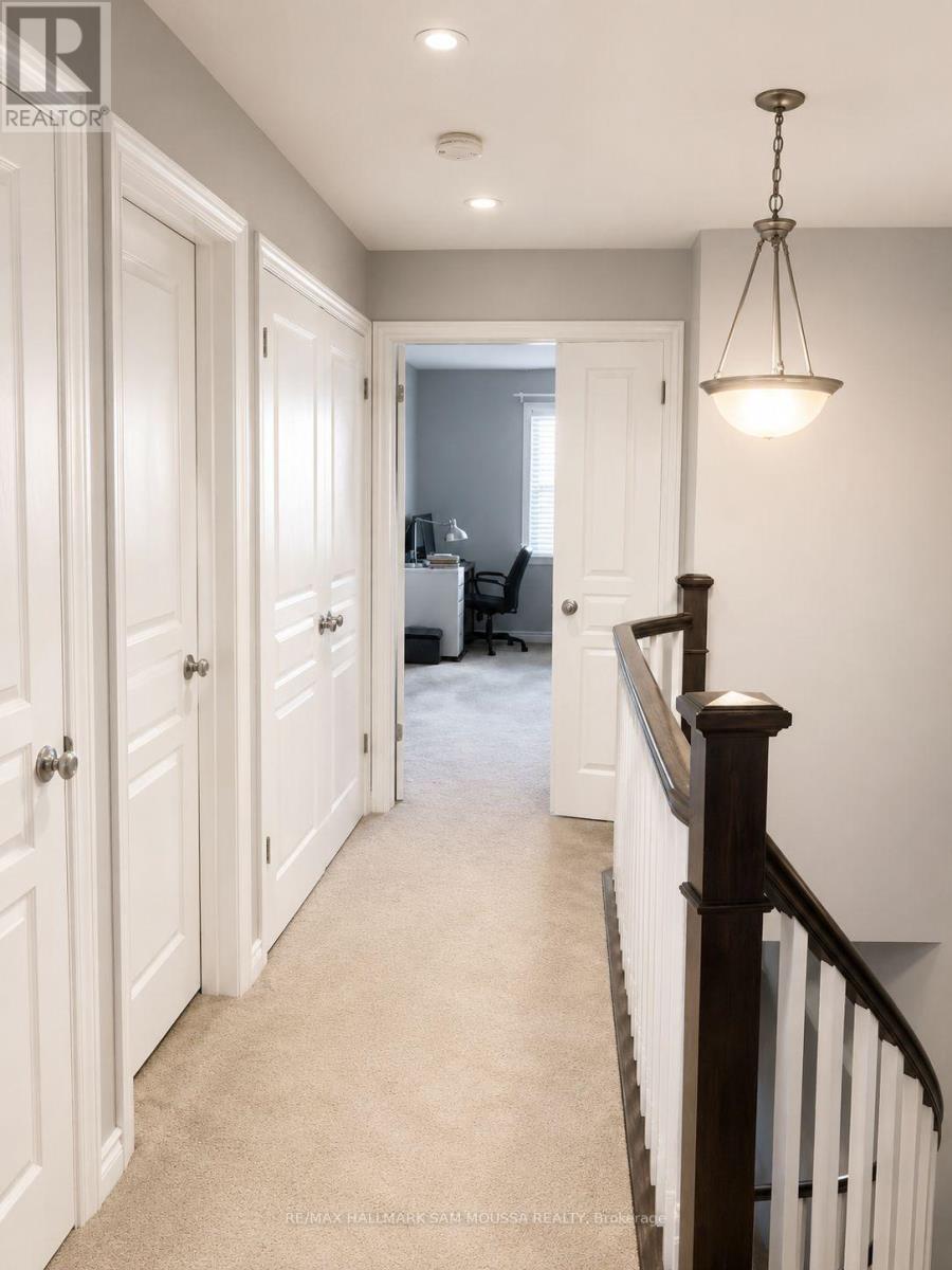 202 Badgeley Avenue, Ottawa, Ontario  K2T 0A4 - Photo 7 - X13449884