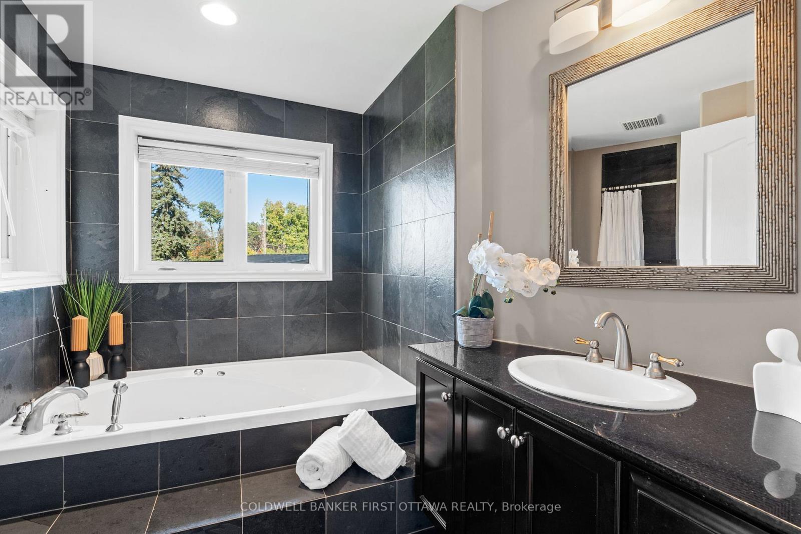 358 River Road, Ottawa, Ontario  K1V 1R8 - Photo 29 - X13449894