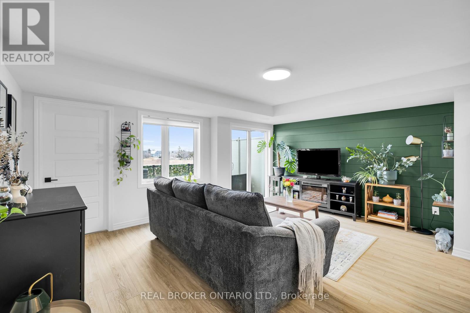 405 Pilot Private, Ottawa, Ontario  K2V 0S3 - Photo 2 - X13450120