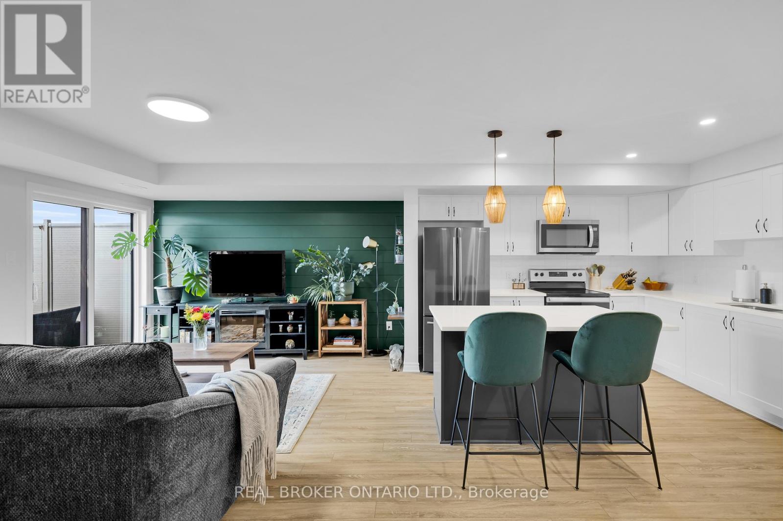 405 Pilot Private, Ottawa, Ontario  K2V 0S3 - Photo 3 - X13450120