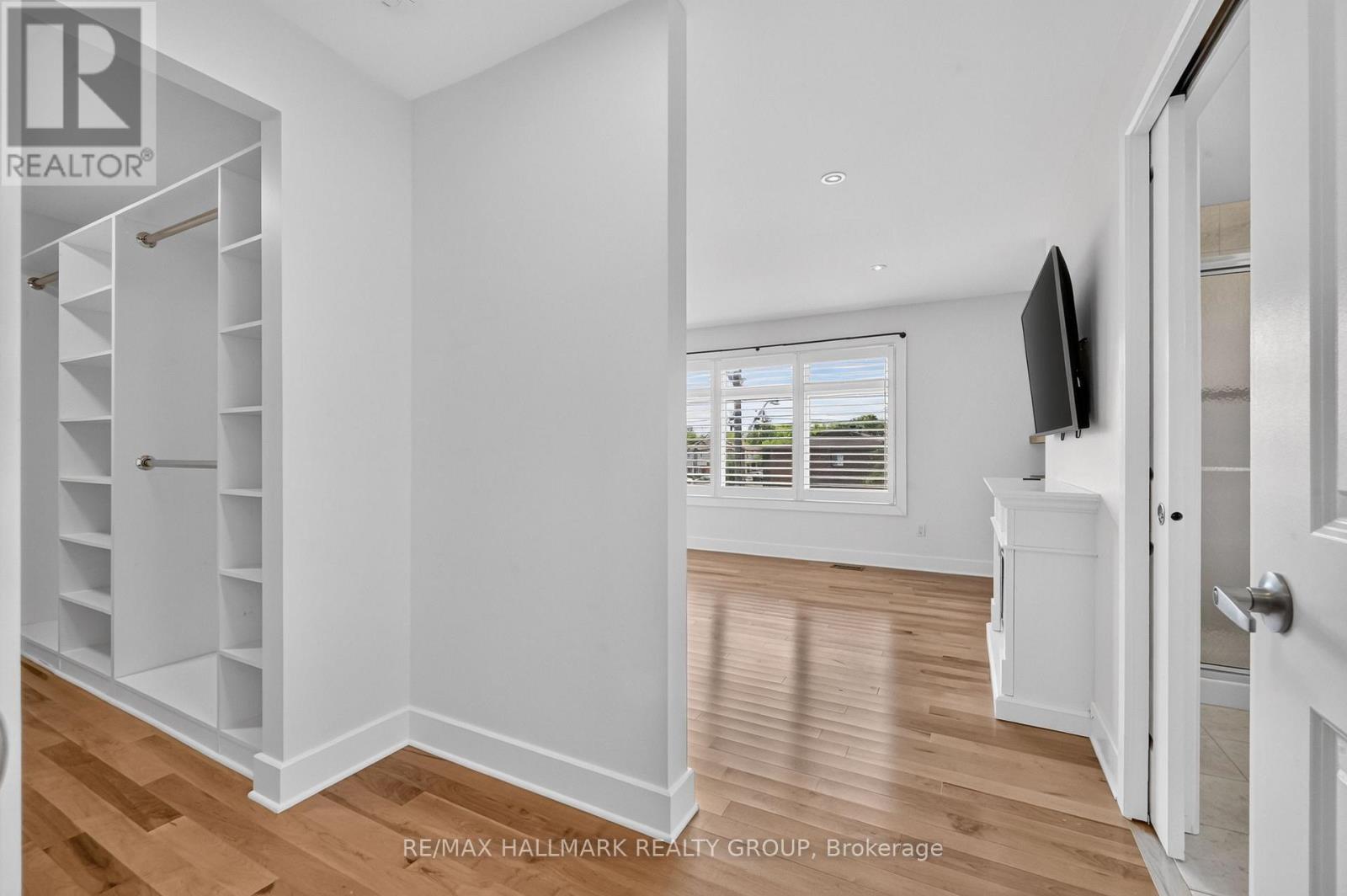 1559 Queensdale Avenue, Ottawa, Ontario  K1T 1J3 - Photo 34 - X13450346