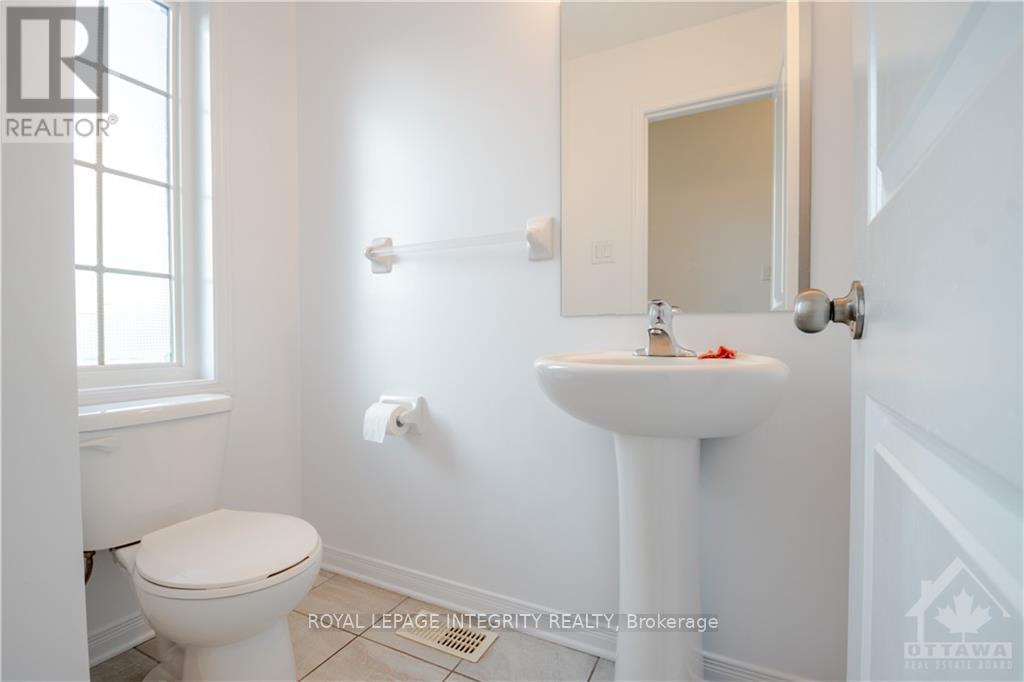 190 Camden Private, Ottawa, Ontario  K2J 6J1 - Photo 4 - X13450468