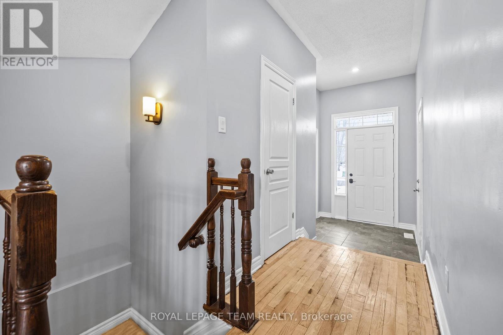 943 Klondike Road, Ottawa, Ontario  K2W 0E3 - Photo 3 - X13450490